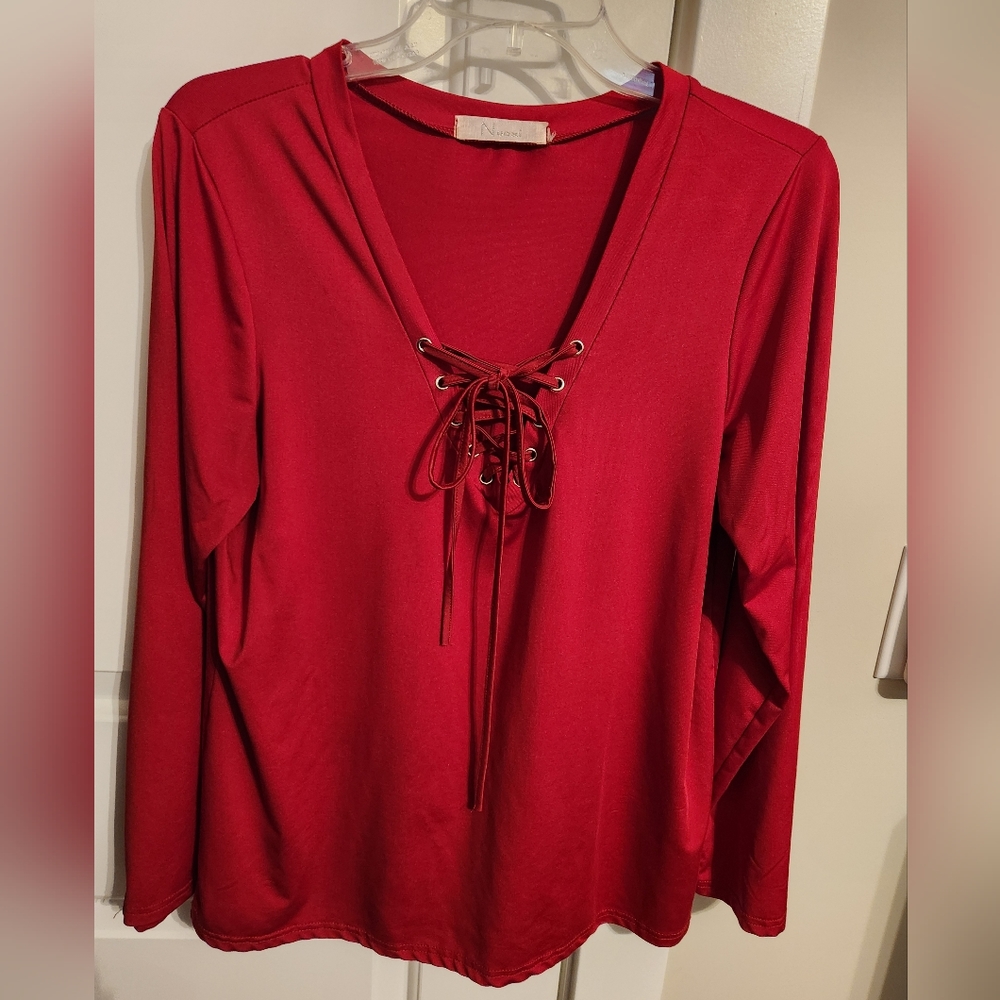 TIE front top